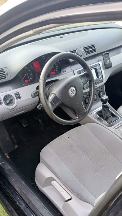 Passat B6 - 2 L - diesel - BMP - 2350 €