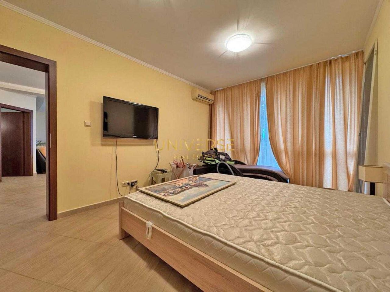 Продава се Четиристаен апартамент в Поморие - 203 кв.м за 1010 €/кв.м - Снимка #9