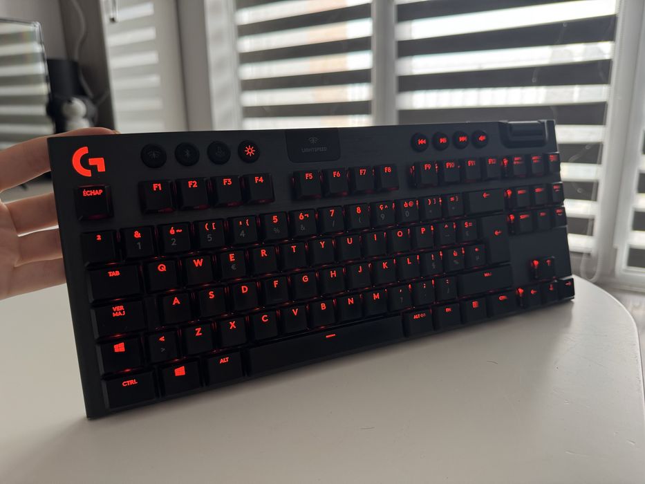 Logitech G915 TKL