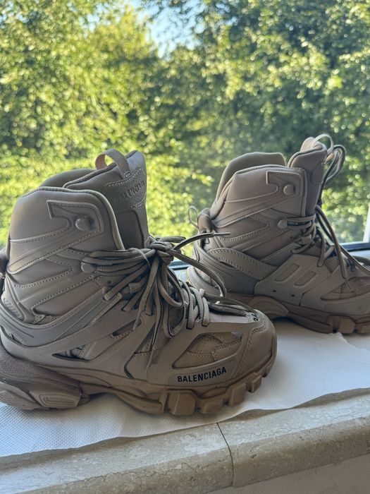 balenciaga track high