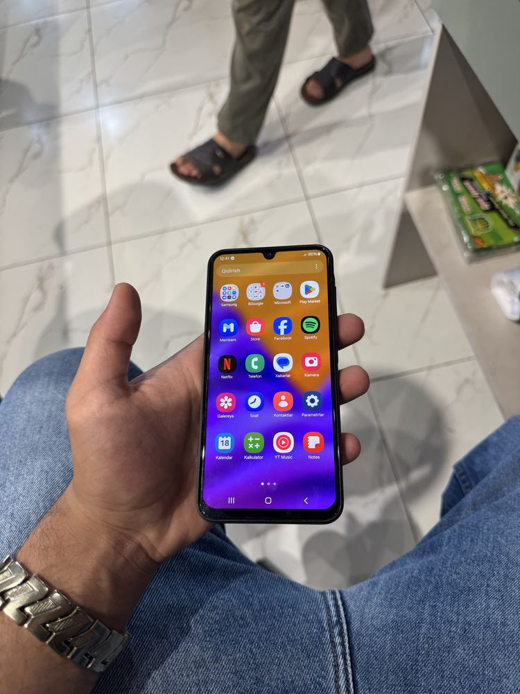 Samsun galaxy A 15 xolati ideal