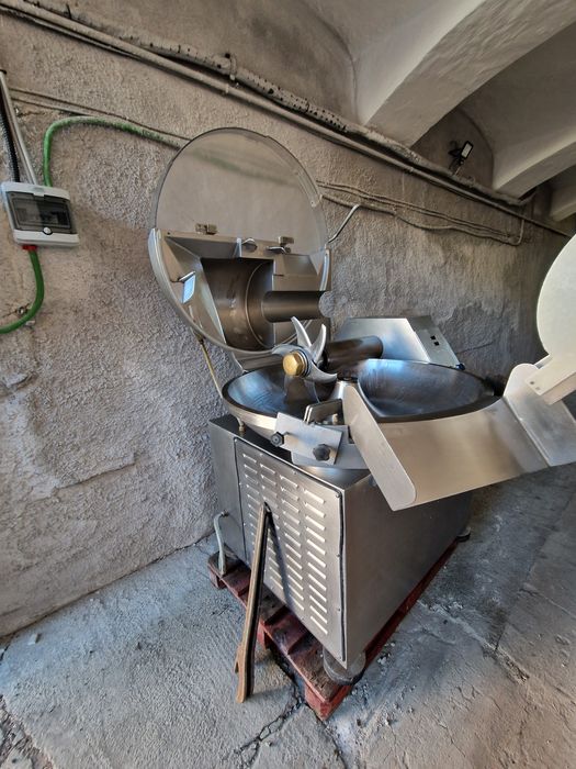 Kutter,cutter,cuter cu malaxare 65 l inox