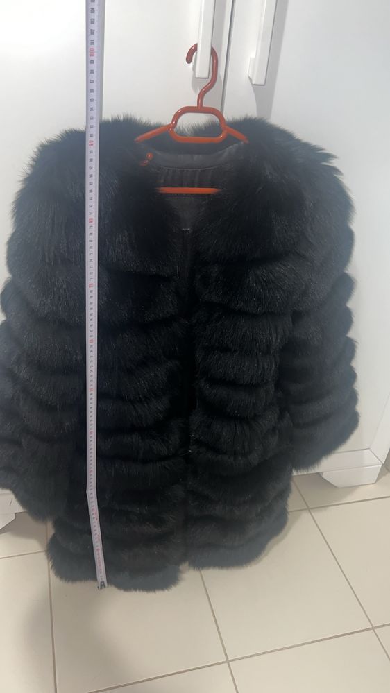 Blana naturala de vulpe cu piele