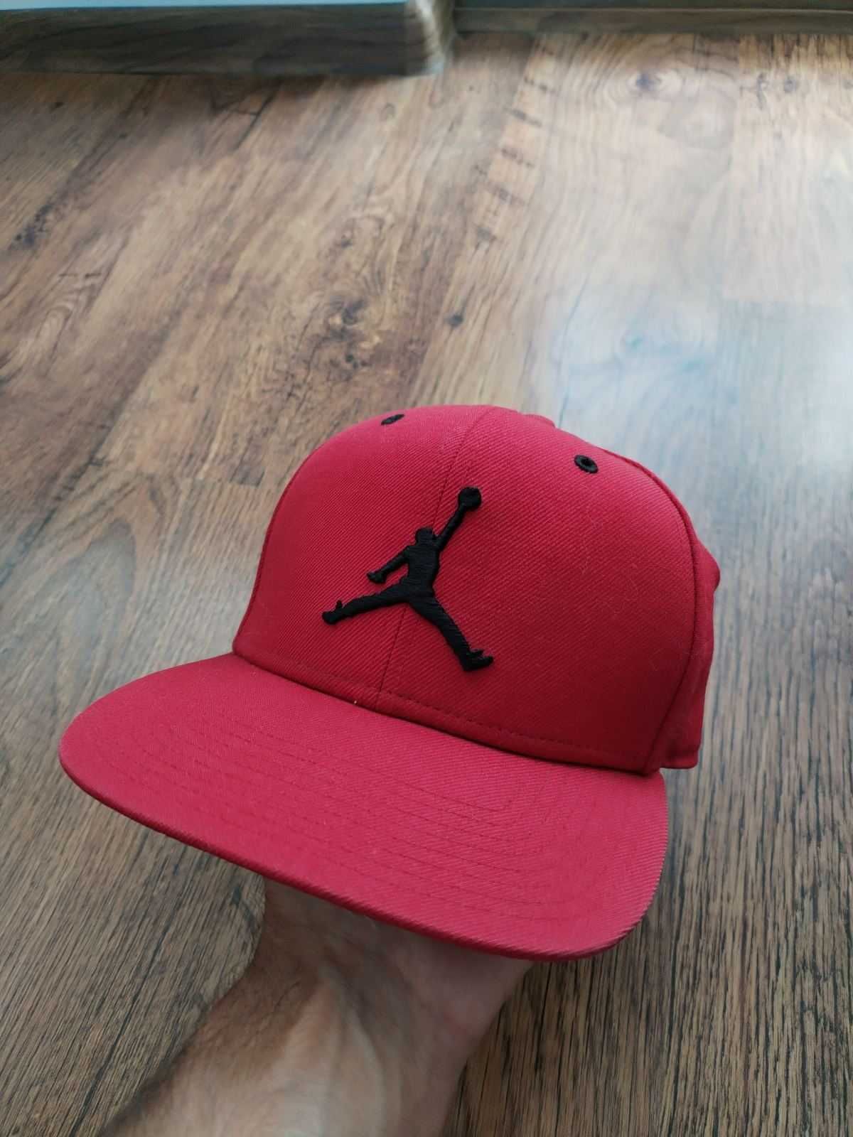 Nike Jordan Jumpman Snapback Cap In Red - страхотна мъжка шапка