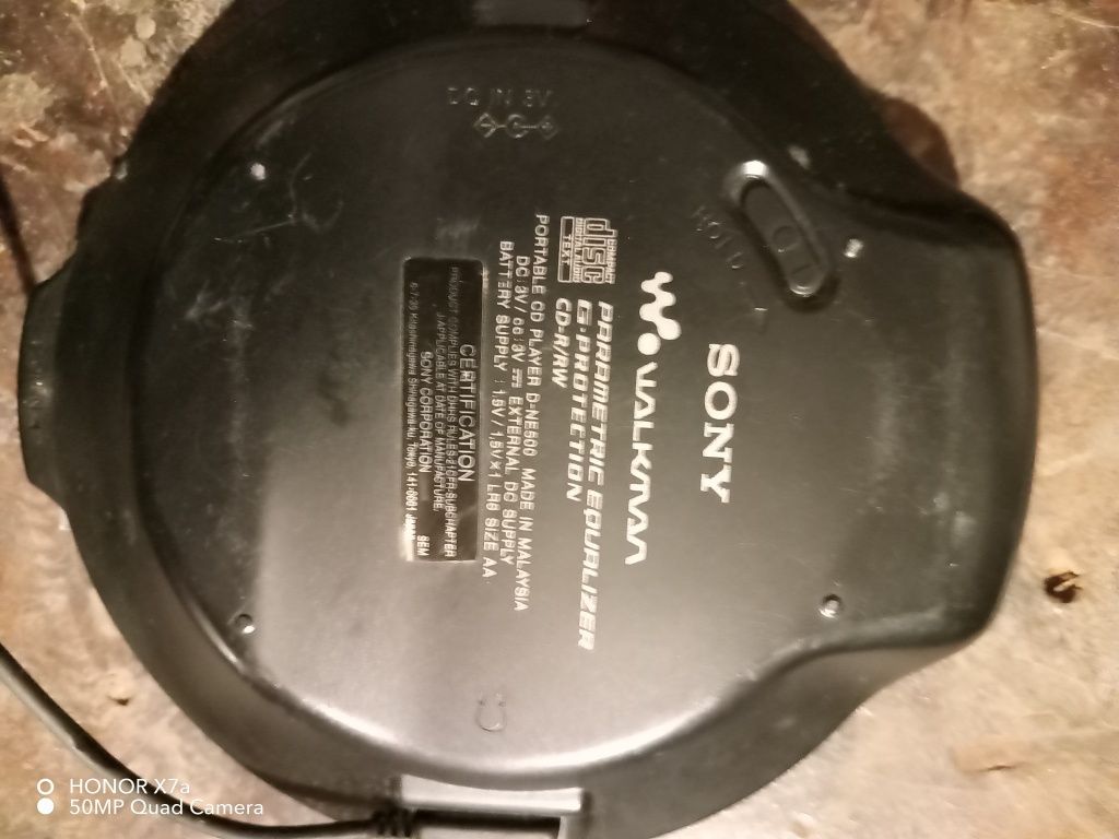 Mp3 player Sony Model D-NE500 de colectie
Model D-NE500