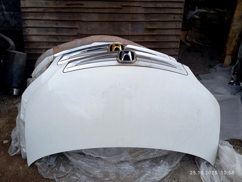 Капот Honda Elysion