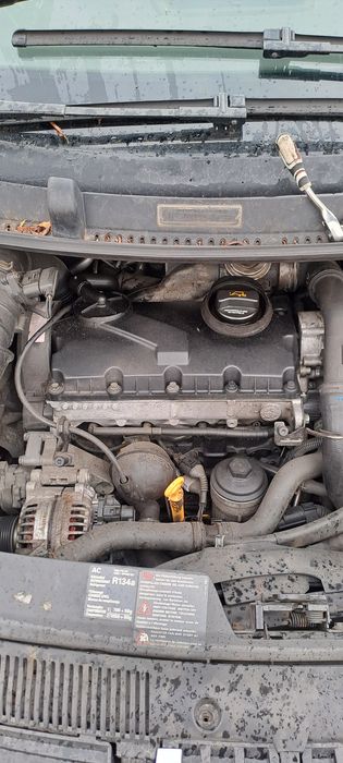 Vând motor vw sharan 1.9 cod ASZ 131 cp Motorul se da cu proba
