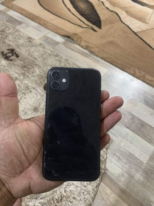 Vand iphone 11 sau schimb
