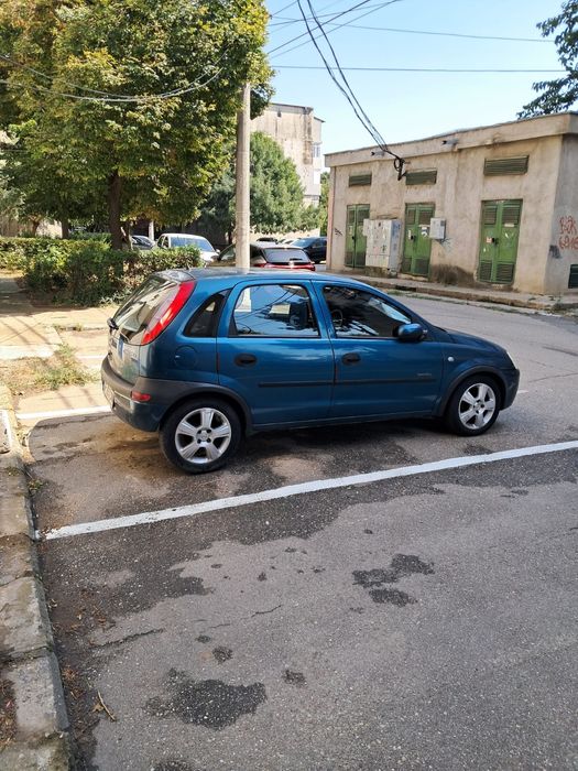Opel Corsa 1350€