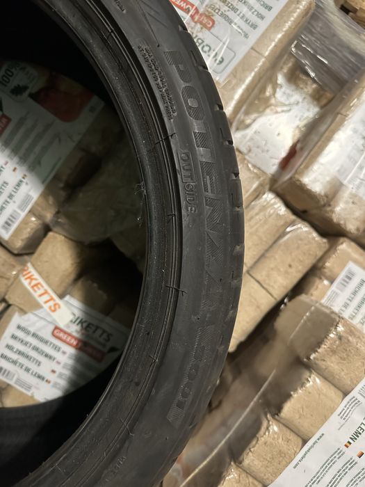 Anvelope 255/35R19