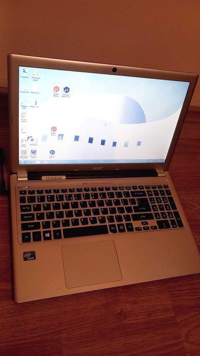 Acer  Aspire V5-531 /baterie noua+ tastatura iluminata