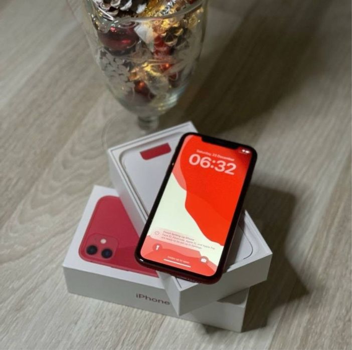 Iphone 11 128GB Rosu