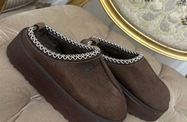 UGG. Damă imblanite