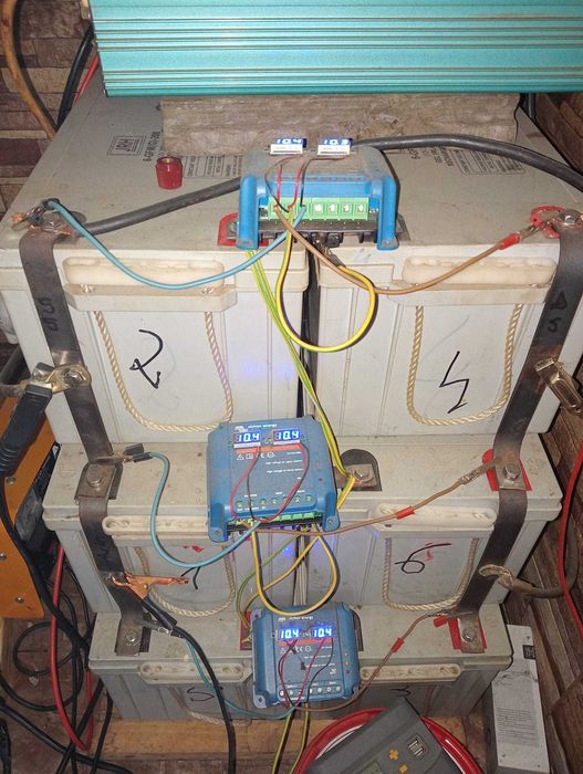 egalizator balancer baterii acumulatori VICTRON 24V