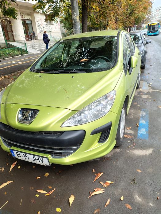 Peugeot 308 1,4 benzina stare nouă