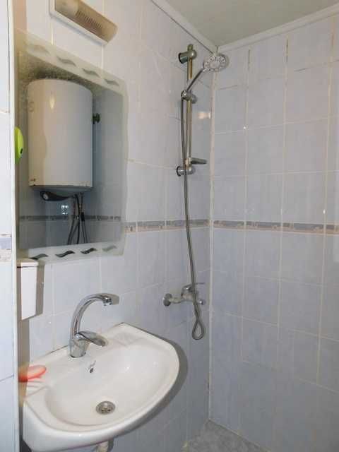 Продава се Едностаен апартамент в Търговище, Център - 44 кв.м за 1038 €/кв.м - Снимка #11