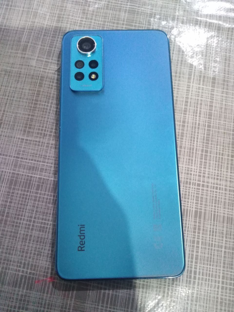 Redmi not 12 pro bor srochno 200$