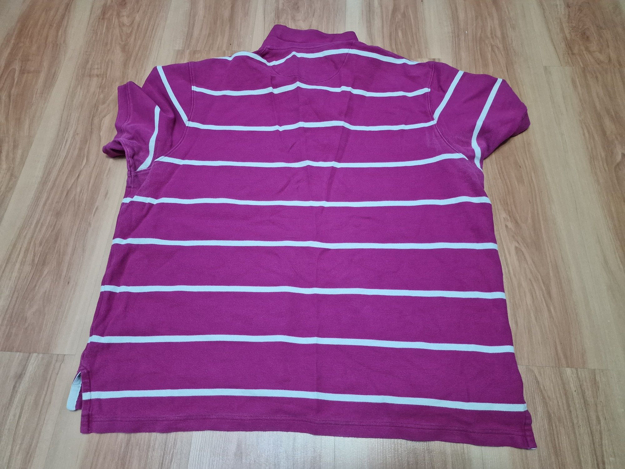 Tricou roz XL folosit