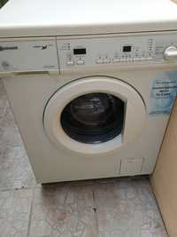 Mașină de spălat rufe Baunekt SV4W1