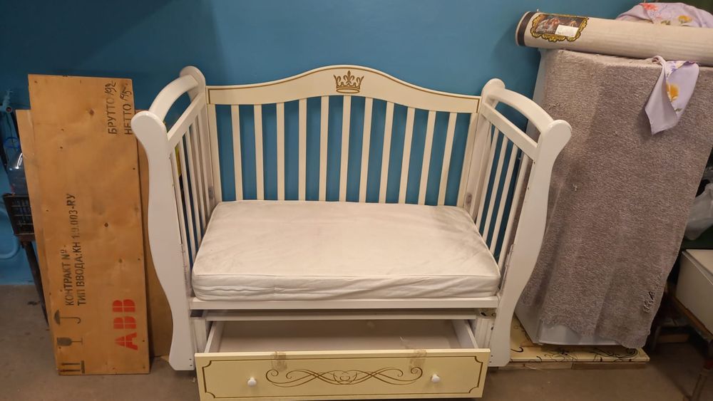 Отдам кроватку бесплатно
