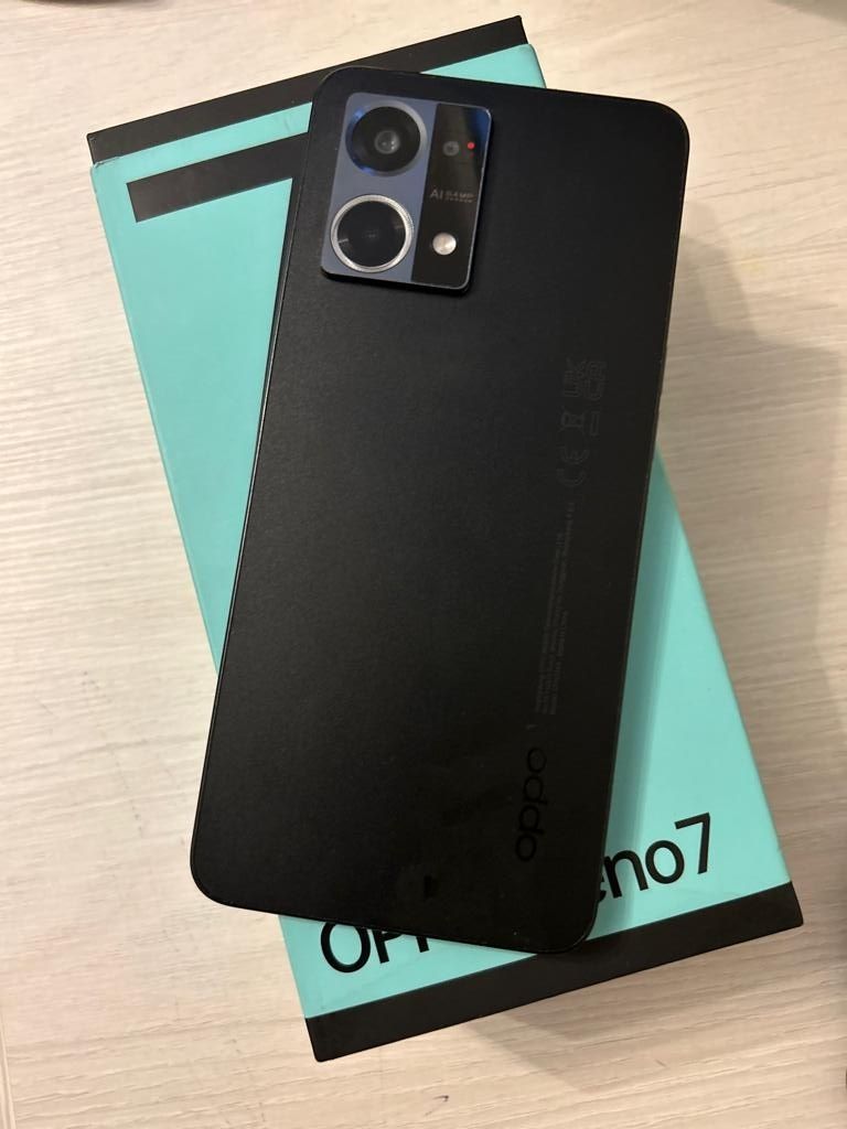 Продам Oppo reno 7