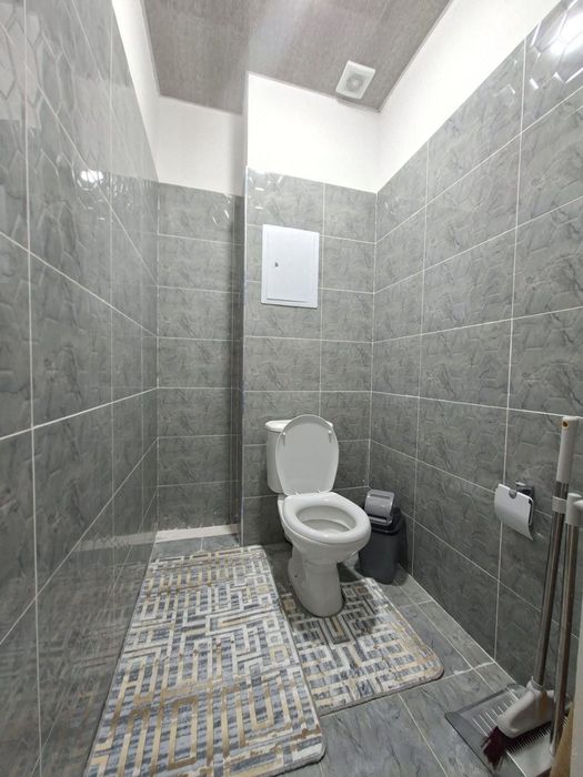 Chilonzor 6 kvartal Mirzo ulugbek metro 2xonalik uy bez makler ijaraga