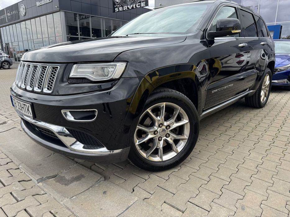 Jeep Grand Cherokee Cumpărată de nouă din reprezentanta,revizii la zi