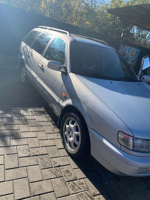 Volkswagen Passat intermediar