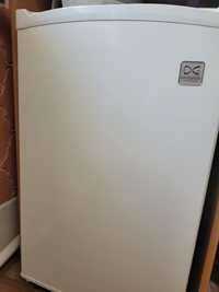 Продам маленький холодильник DAEWOO, размер в см  44×45×75
