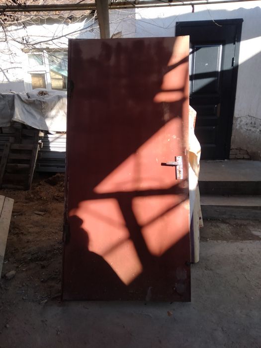 Дверь металлический