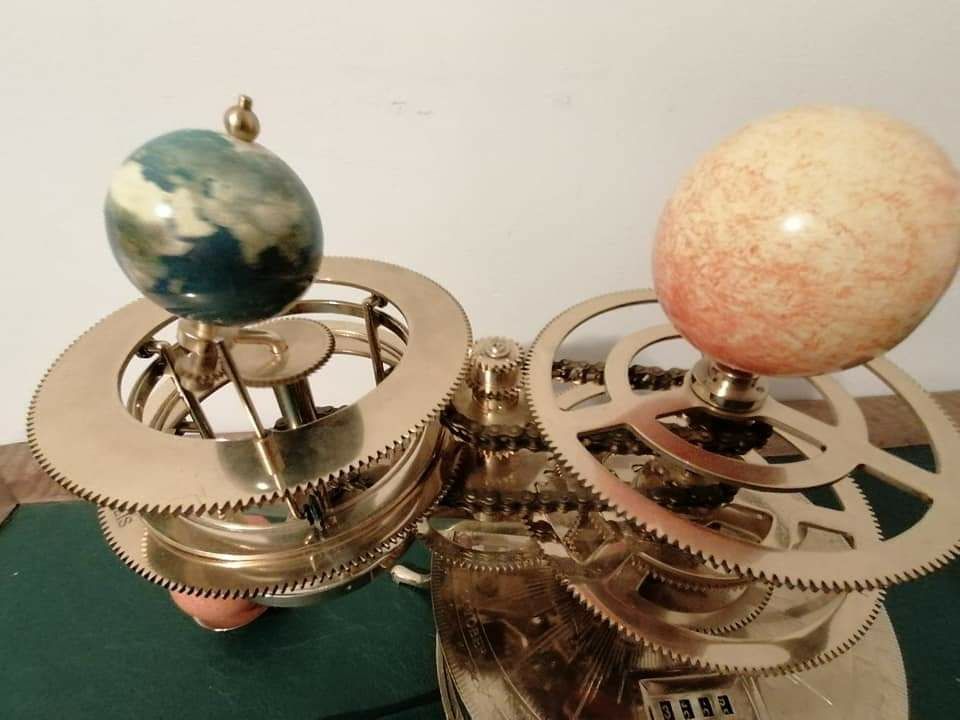 Sistemul solar/ planetar, bronz, mecanic, planetarium orrery