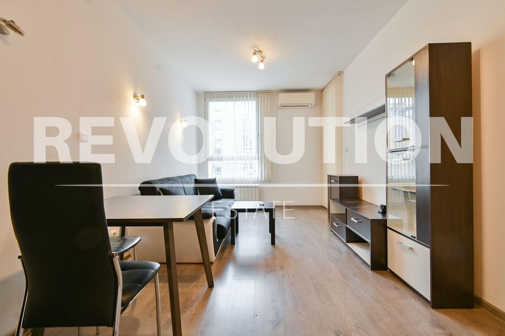 Двустаен апартамент в ж.к. Младост 4