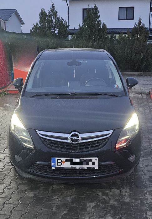Vând Opel Zafira C Tourer 7 locuri