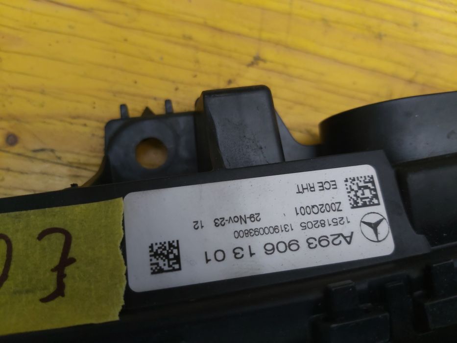 Задна светлина стоп Mercedes A293 EQ