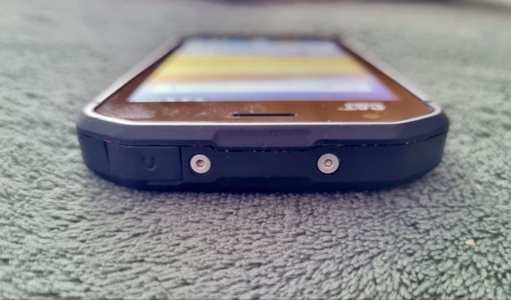 CAT S40- 16GB in stare perfecta