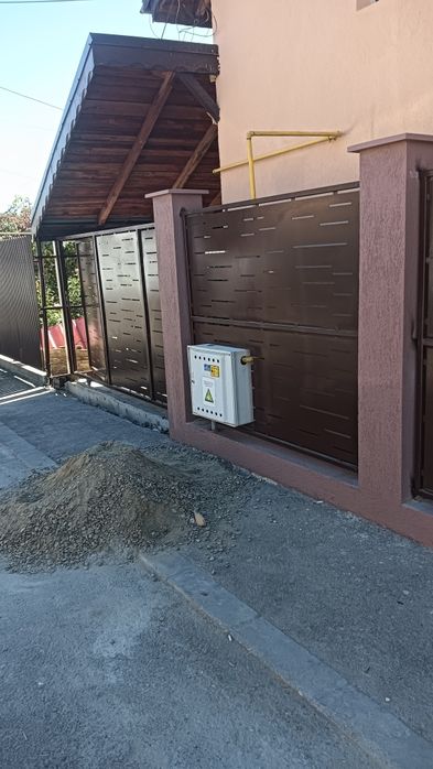 Garduri și porți, balustrade