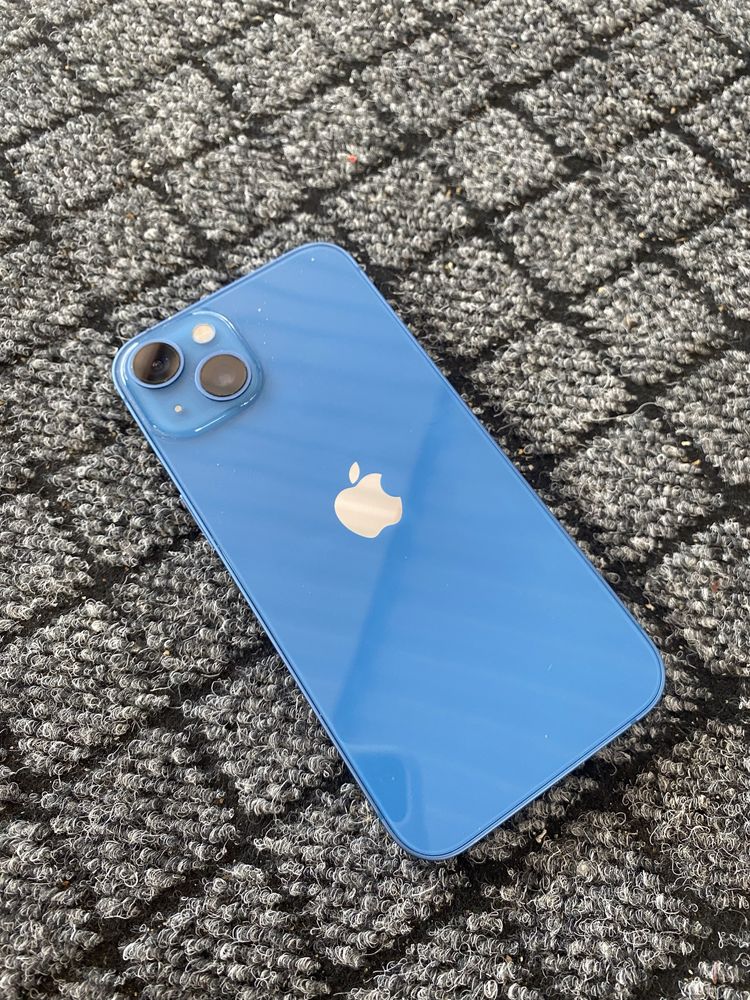 Продам iphone 13