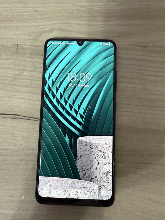 Продам телефон самсунг А32