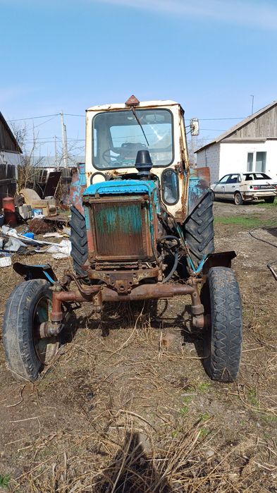 Продам трактор юмз