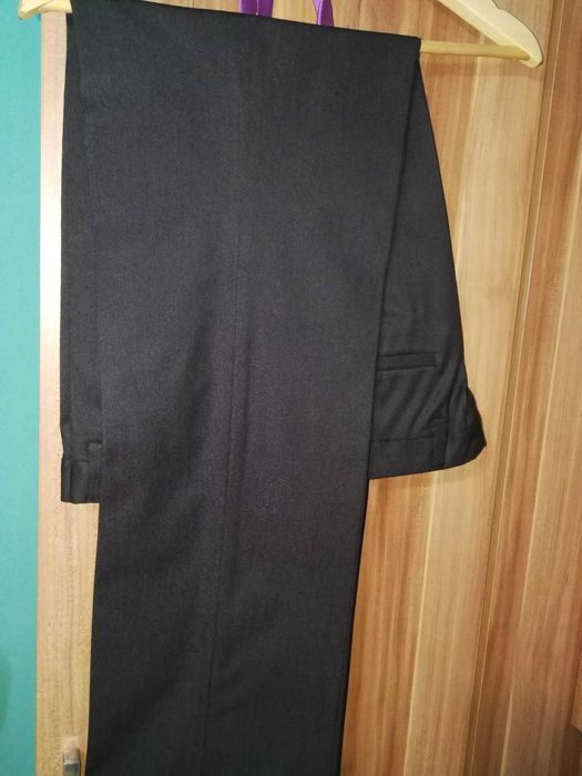 vand costume ovs si zara