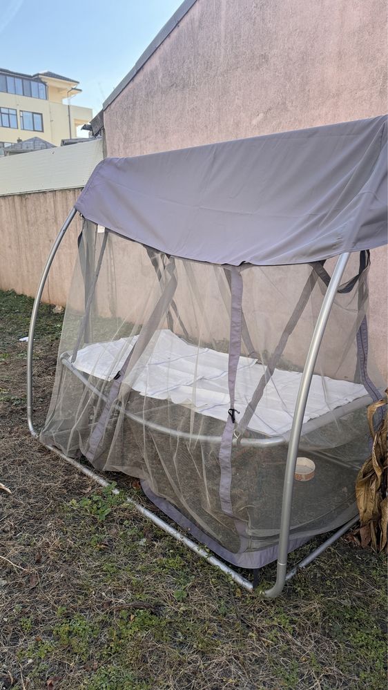 Balansoar de gradina aproape nou ( cumpărat in vara 2023)