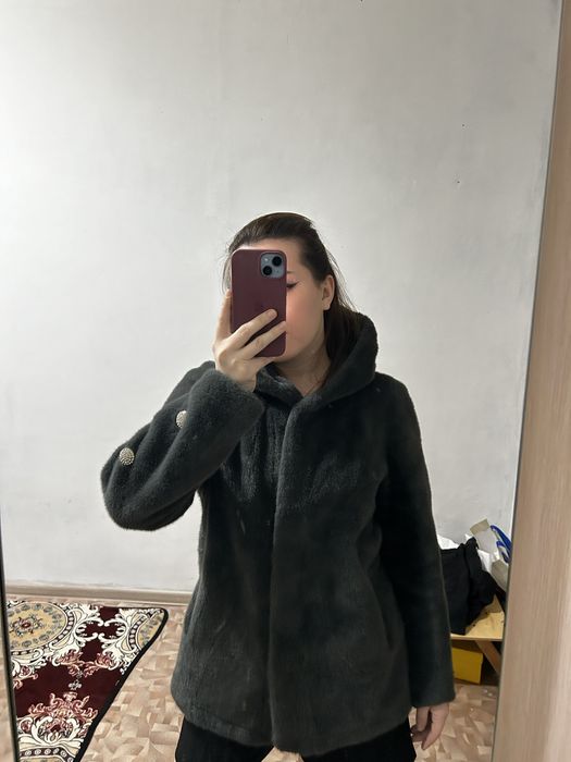 одежда женская, надевалось 1-2 раз