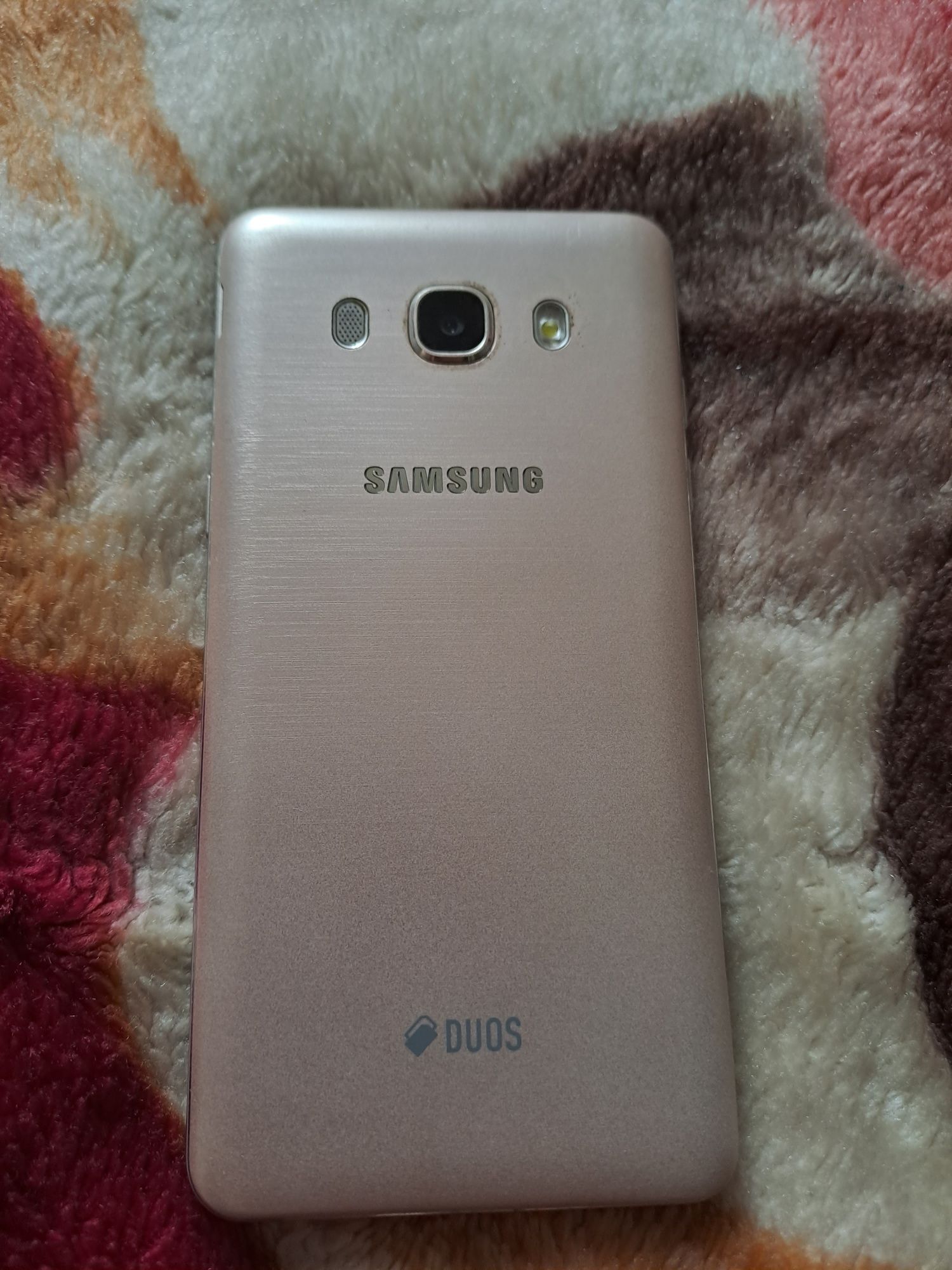 Samsung Galaxy J5 6