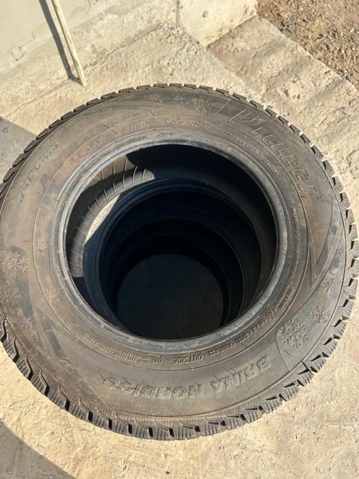 Продается Шины зимные R13