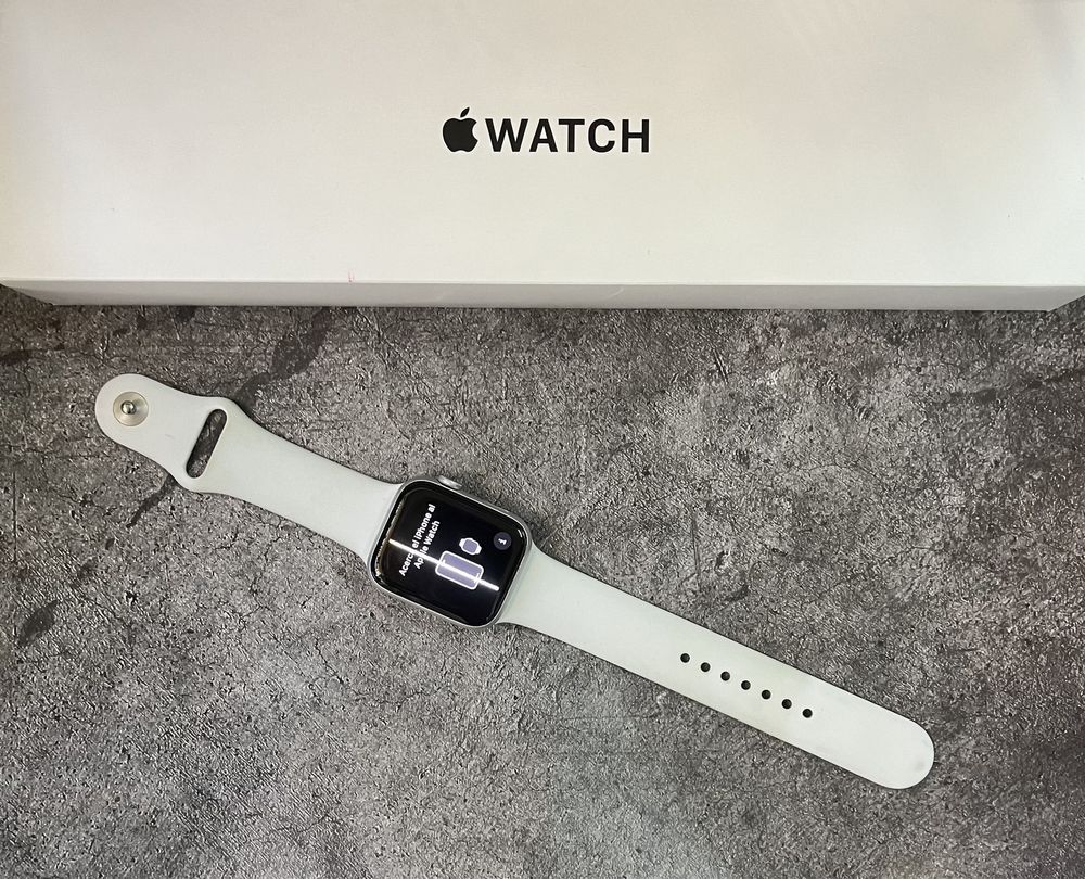 Apple watch Se 2 44mm с дефектом,гарантия