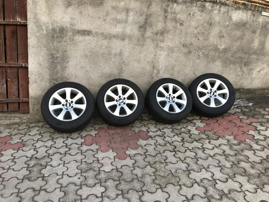 Vand doua seturi de jante de Aliaj de Bmw X3 pe 17
