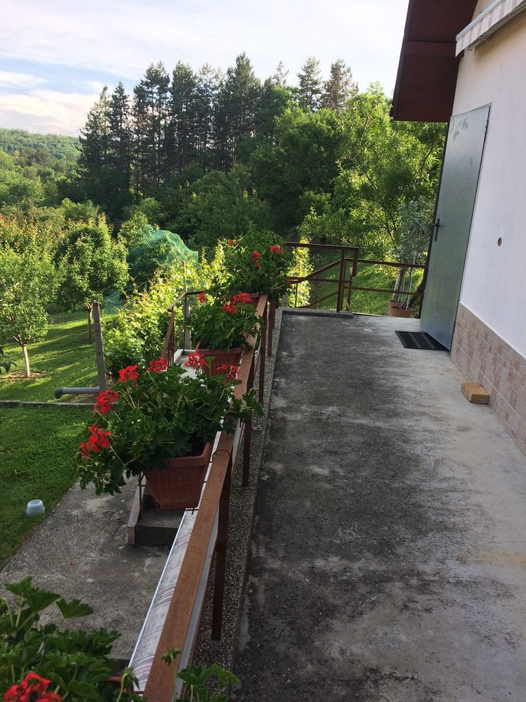 Продава се Къща в Плевен, м-т Стражата - 40 кв.м за 1750 €/кв.м - Снимка #15