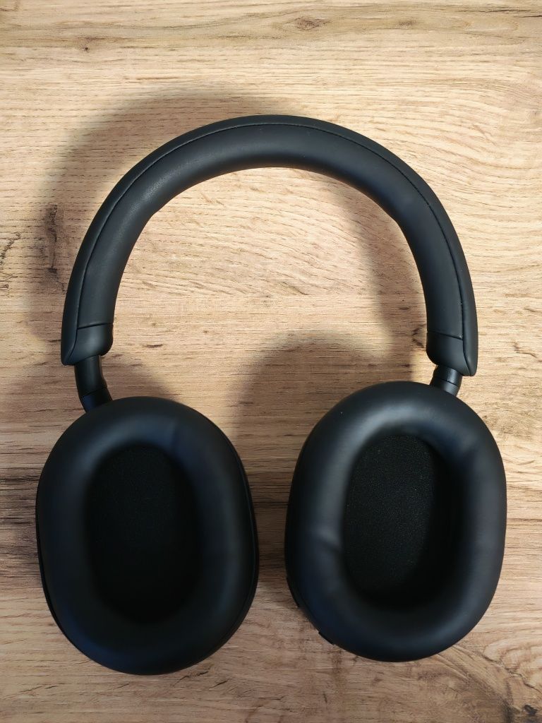 SONY  WH-1000XM5