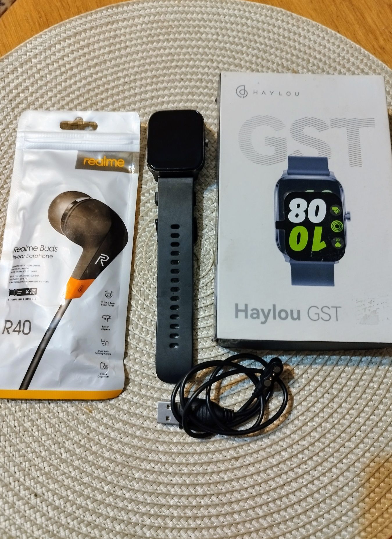 Smartwatch Haylou + caști  Realme ( Xiaomi)