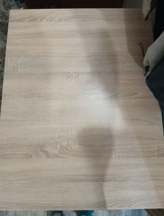 Продам кухонный стол